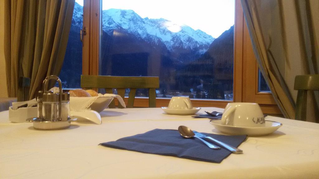 Hotel Veduta Dell'Adamello Temù Zewnętrze zdjęcie