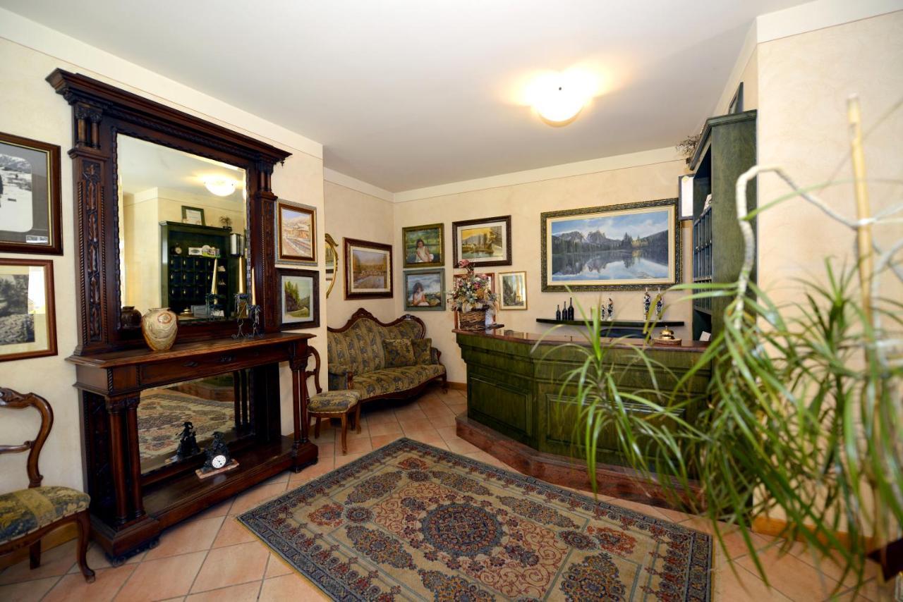 Hotel Veduta Dell'Adamello Temù Zewnętrze zdjęcie